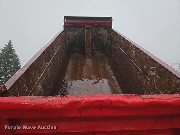 image for item ET1412 2000 Sterling L-Line dump truck