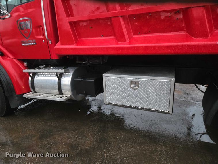 image for item ET1412 2000 Sterling L-Line dump truck