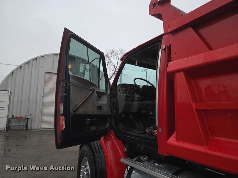 image for item ET1412 2000 Sterling L-Line dump truck