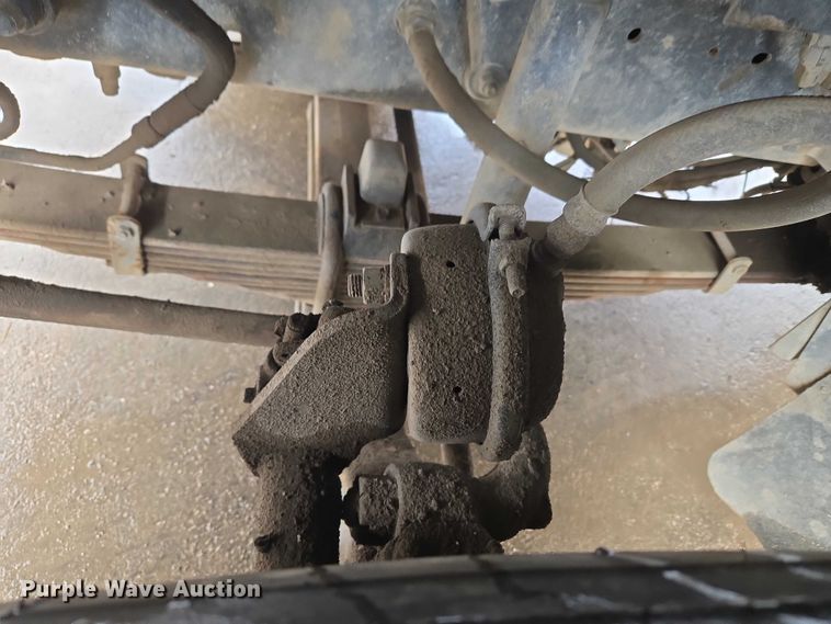 image for item ET1413 1998 Ford LT8000 dump truck