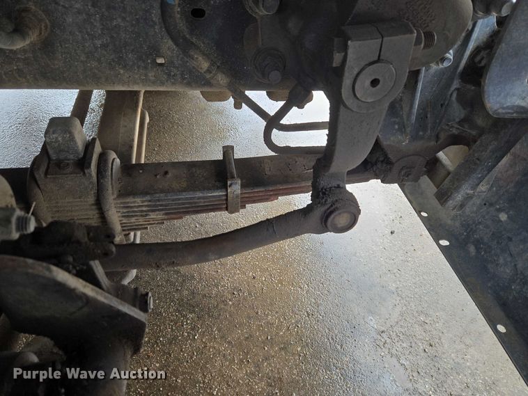 image for item ET1413 1998 Ford LT8000 dump truck