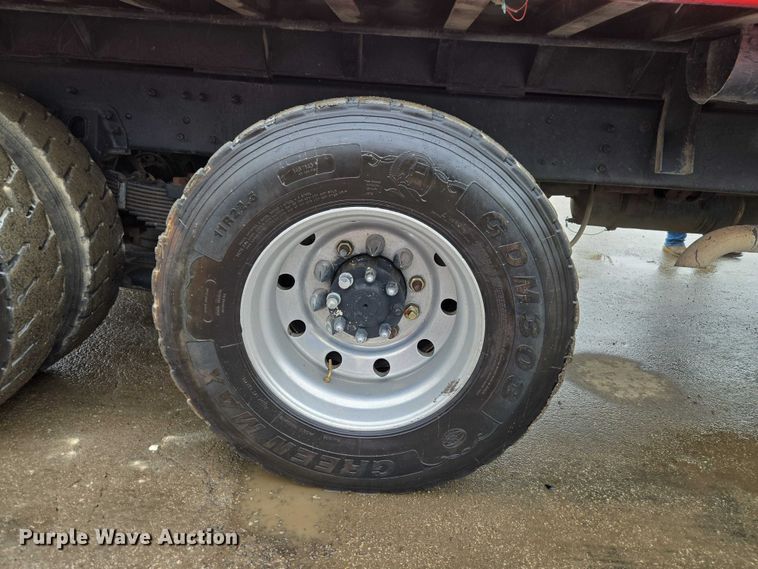 image for item ET1413 1998 Ford LT8000 dump truck