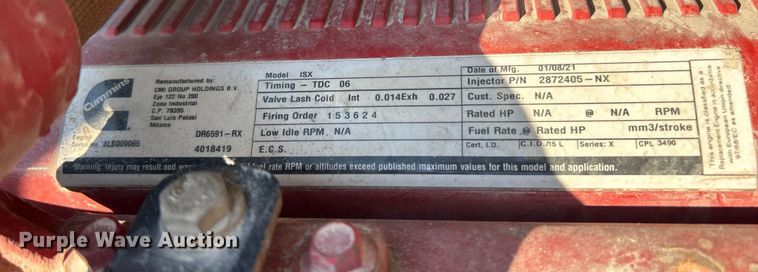 image for item ET6961 2011 Kenworth T8 Series semi truck