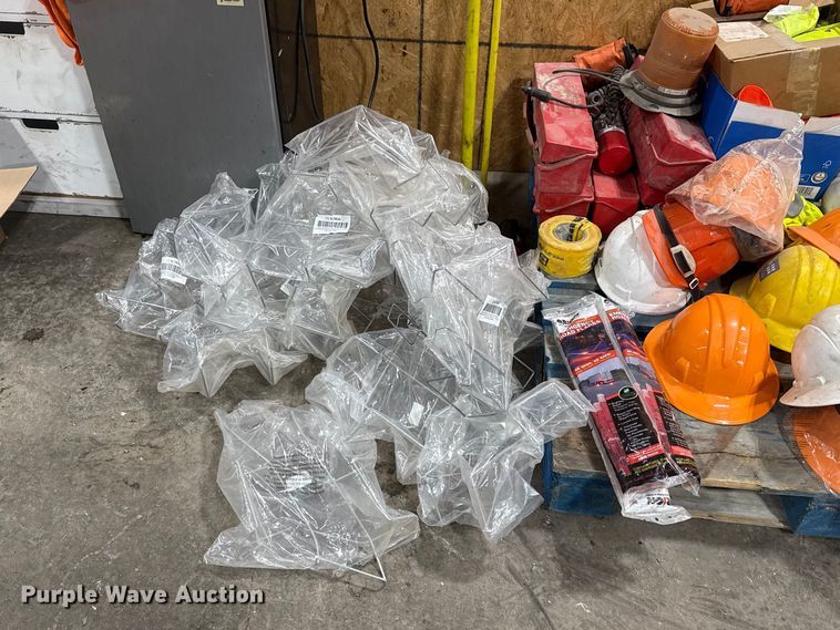 image for item EU4116 Road safety equipment