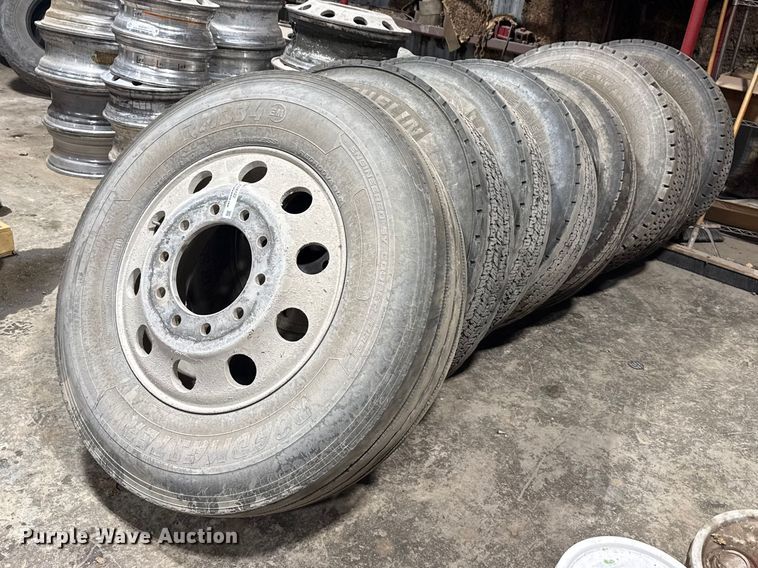 image for item EU4122 (8) wheels and tires