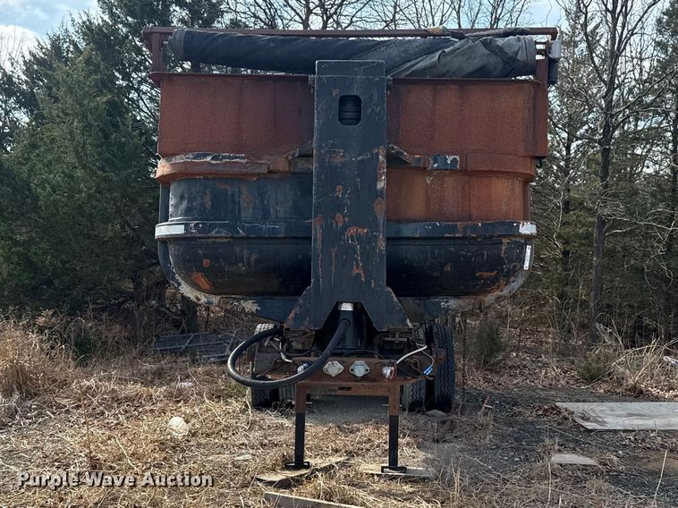 image for item EU4125 1968 Hobbs Trailer end dump trailer