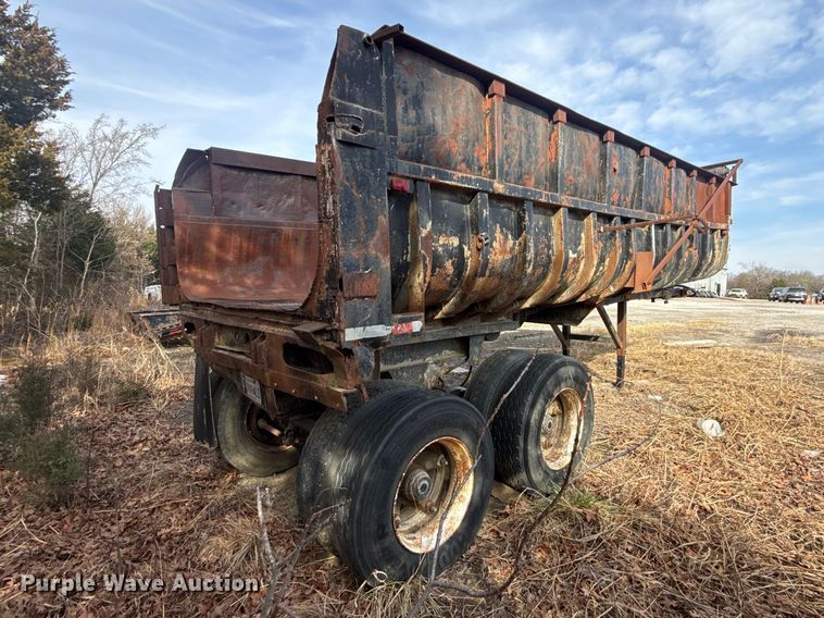image for item EU4125 1968 Hobbs Trailer end dump trailer