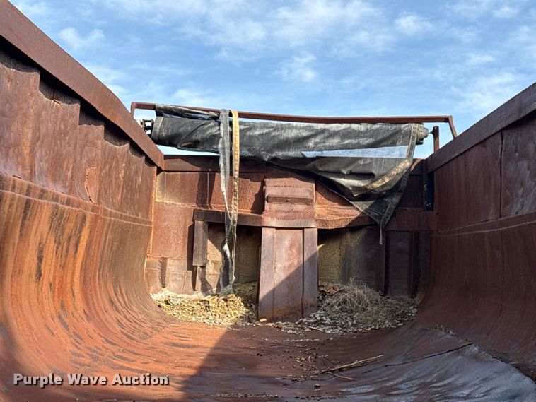 image for item EU4125 1968 Hobbs Trailer end dump trailer