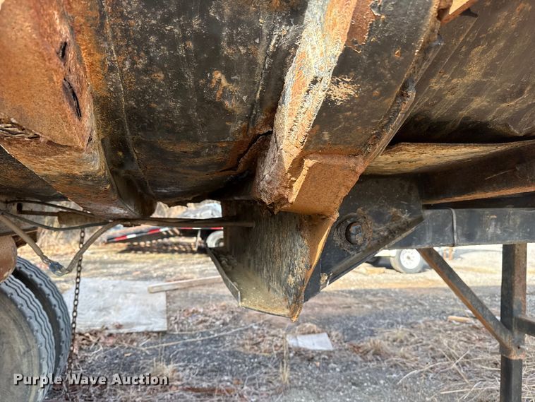 image for item EU4125 1968 Hobbs Trailer end dump trailer