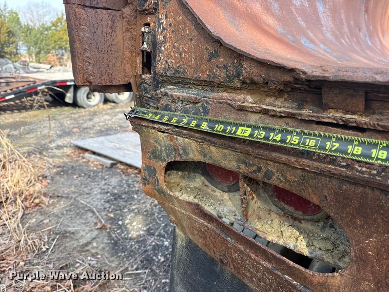 image for item EU4125 1968 Hobbs Trailer end dump trailer