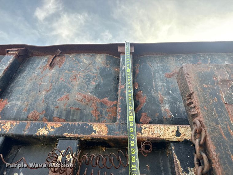 image for item EU4125 1968 Hobbs Trailer end dump trailer