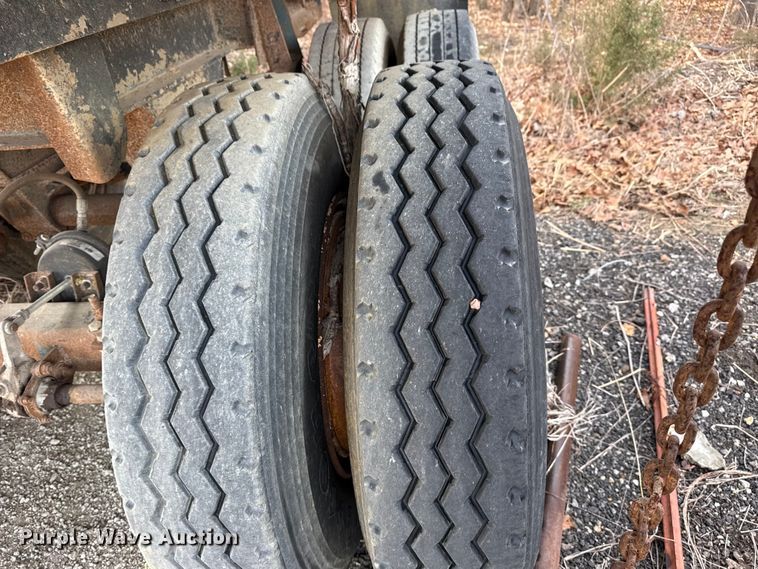 image for item EU4125 1968 Hobbs Trailer end dump trailer