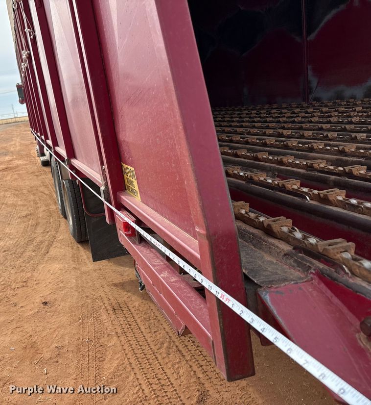 image for item EU4887 2012 Peterbilt 367 cotton module transport truck