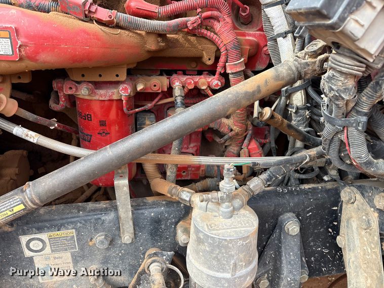 image for item EU4887 2012 Peterbilt 367 cotton module transport truck