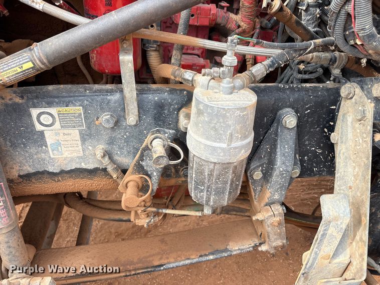 image for item EU4887 2012 Peterbilt 367 cotton module transport truck