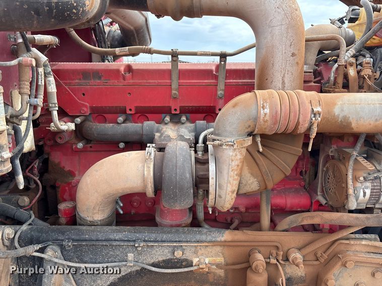 image for item EU4887 2012 Peterbilt 367 cotton module transport truck