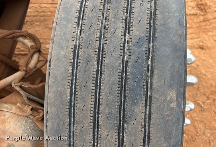 image for item EU4887 2012 Peterbilt 367 cotton module transport truck