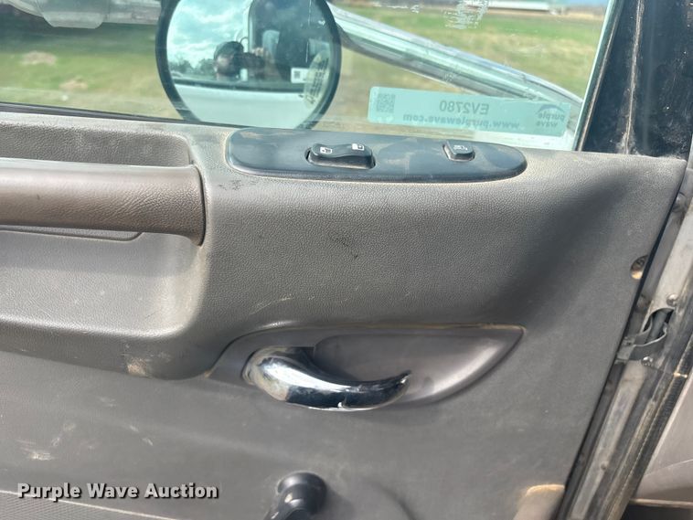 image for item EV2780 2014 Peterbilt 365 semi truck