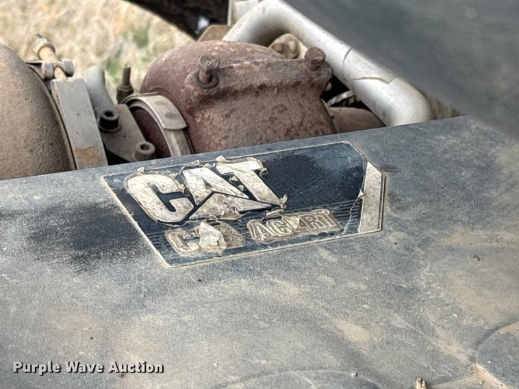 image for item EV2782 2008 Peterbilt 384 semi truck