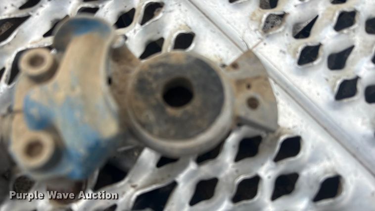 image for item EV2783 2008 Peterbilt 384 semi truck