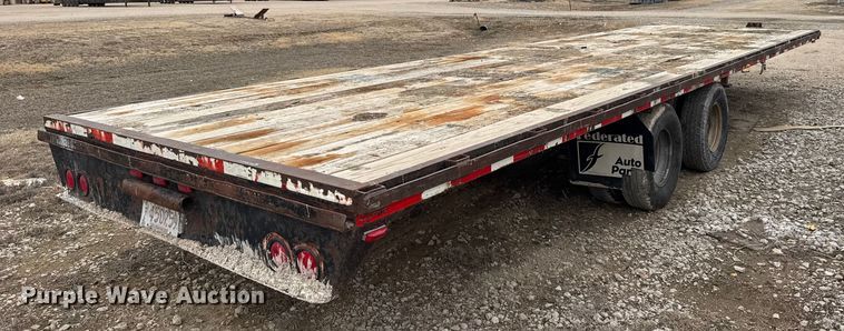 image for item FB0813 1994 Gold Star equipment trailer