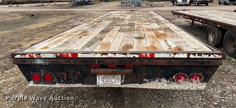 image for item FB0813 1994 Gold Star equipment trailer