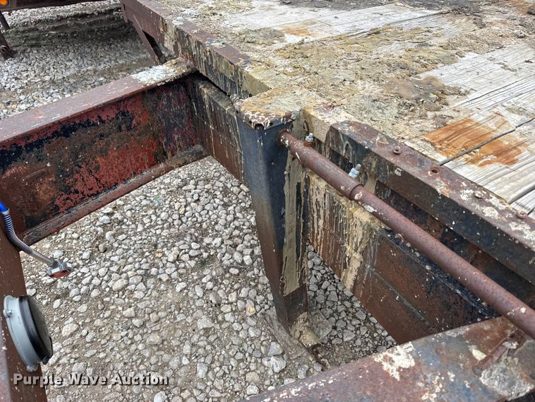 image for item FB0813 1994 Gold Star equipment trailer