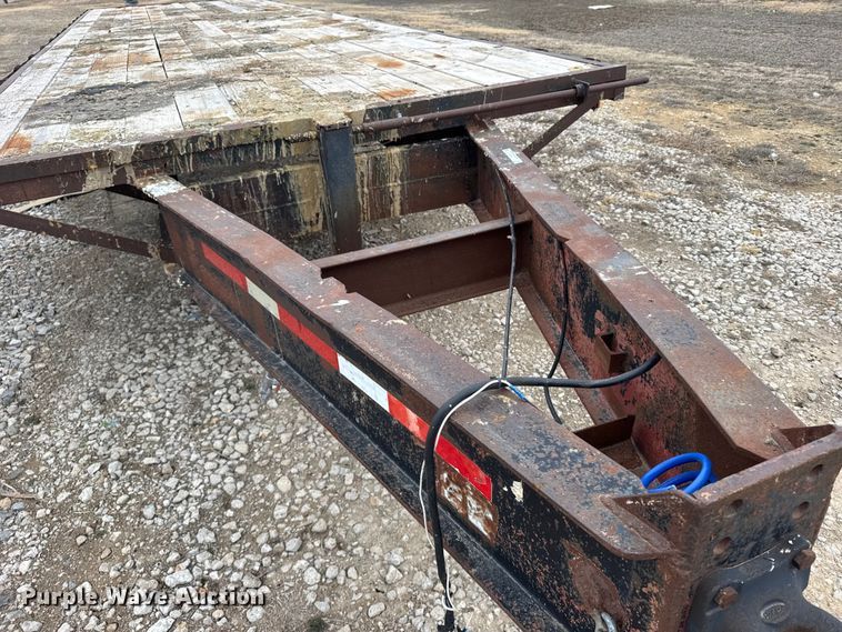 image for item FB0813 1994 Gold Star equipment trailer