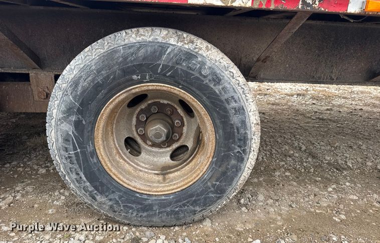 image for item FB0813 1994 Gold Star equipment trailer