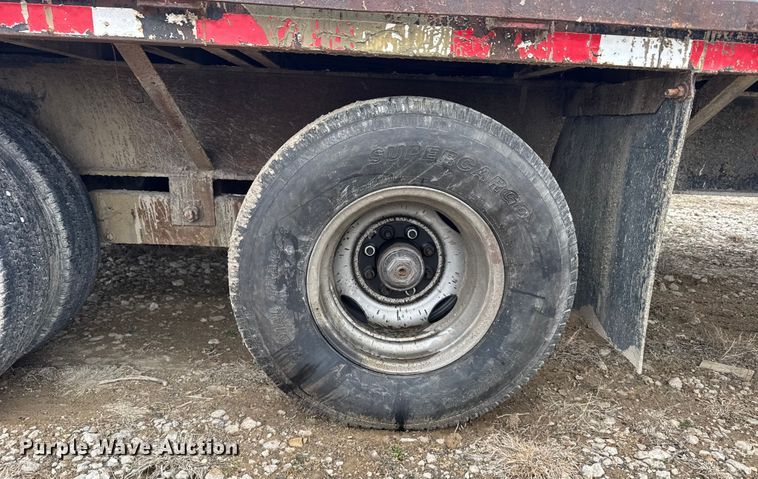 image for item FB0813 1994 Gold Star equipment trailer