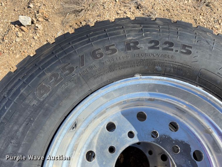 image for item FB3146 (4) Michelin 425/65R22.5 tires and wheels
