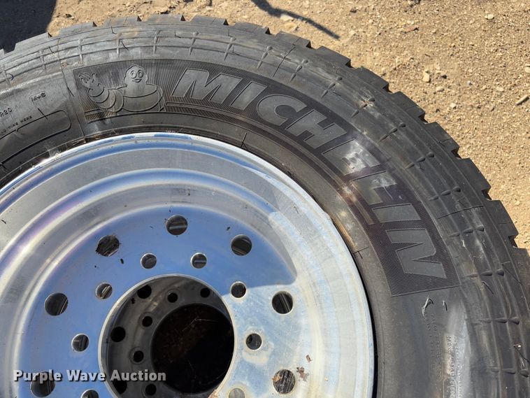 image for item FB3146 (4) Michelin 425/65R22.5 tires and wheels