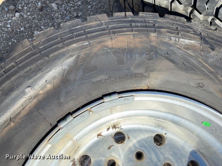 image for item FB3146 (4) Michelin 425/65R22.5 tires and wheels