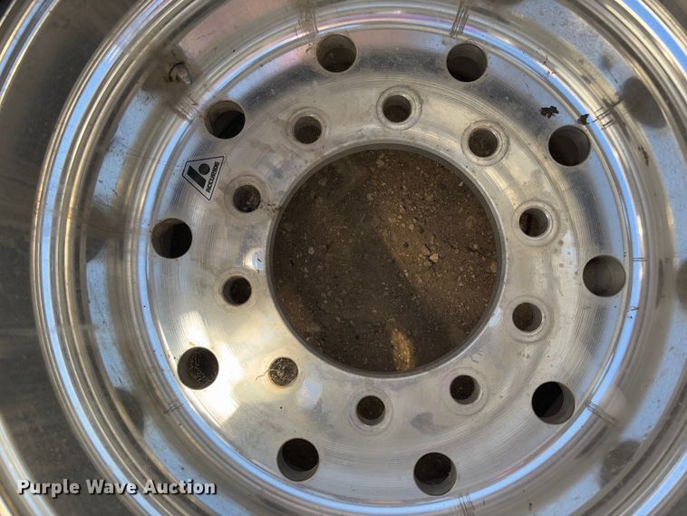 image for item FB3146 (4) Michelin 425/65R22.5 tires and wheels