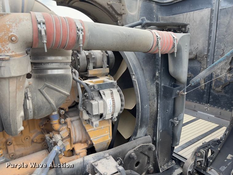 image for item FB3184 2006 Peterbilt 379 semi truck