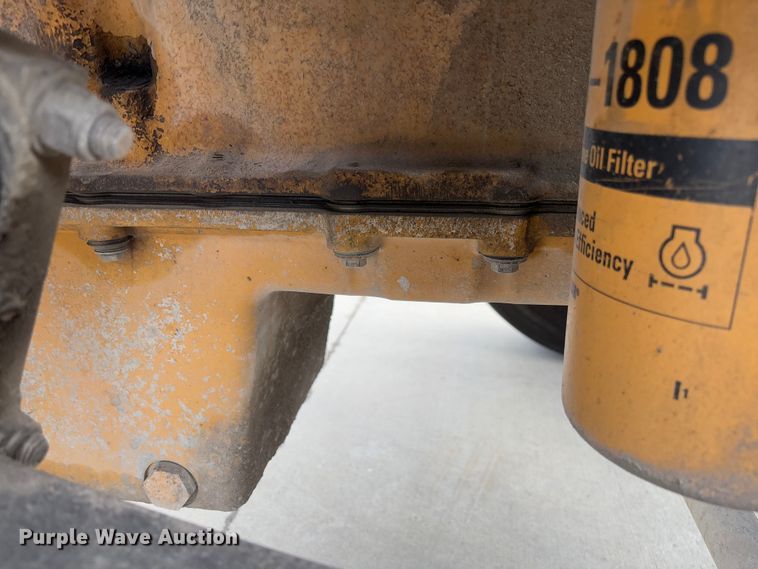 image for item FB3184 2006 Peterbilt 379 semi truck