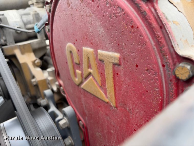 image for item FB3184 2006 Peterbilt 379 semi truck