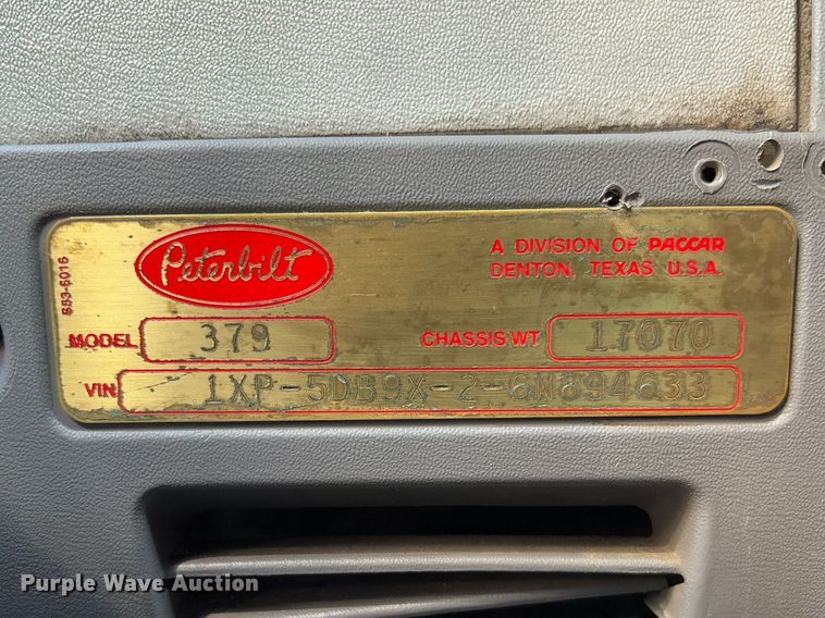 image for item FB3184 2006 Peterbilt 379 semi truck