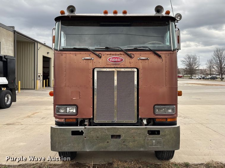 image for item FB3565 1984 Peterbilt 362 semi truck