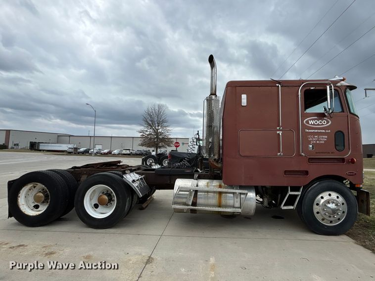 image for item FB3565 1984 Peterbilt 362 semi truck