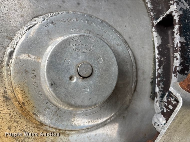 image for item FB3565 1984 Peterbilt 362 semi truck