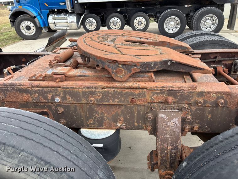 image for item FB3565 1984 Peterbilt 362 semi truck