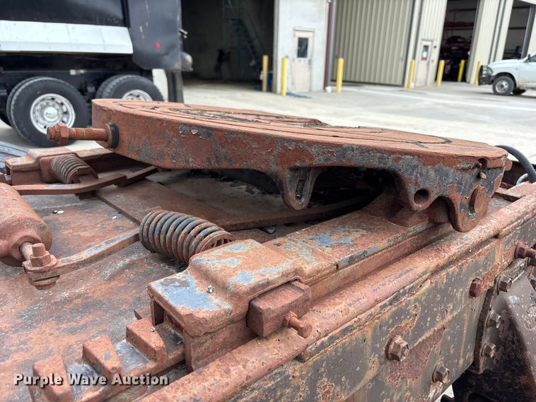 image for item FB3565 1984 Peterbilt 362 semi truck