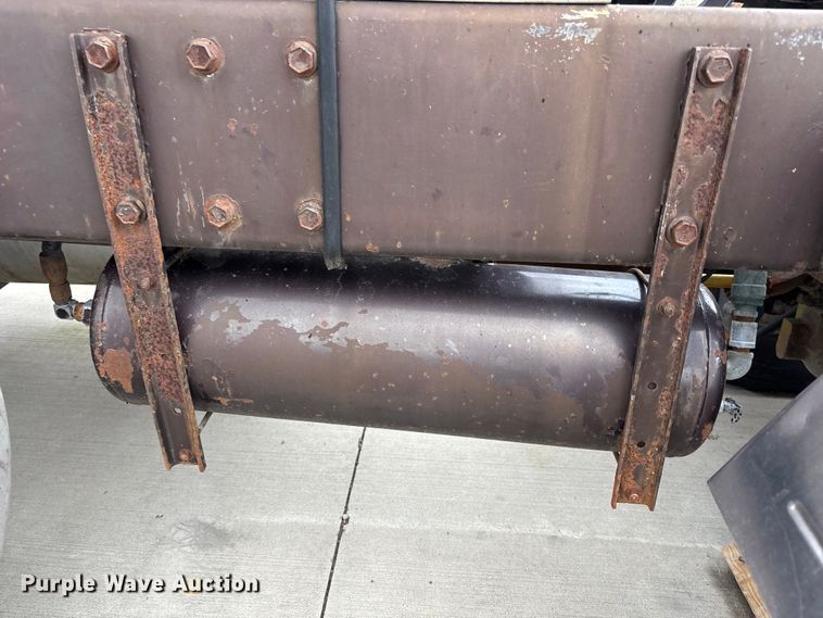 image for item FB3565 1984 Peterbilt 362 semi truck