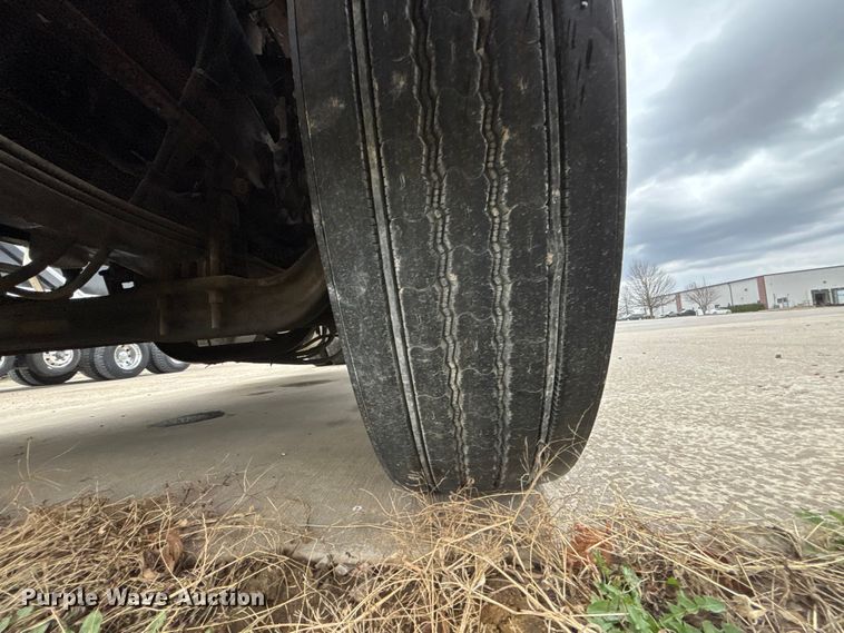 image for item FB3565 1984 Peterbilt 362 semi truck