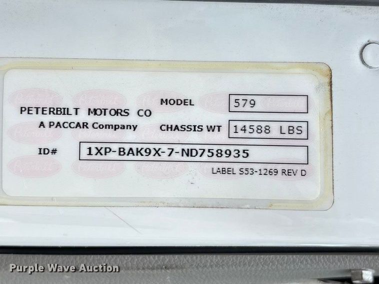 image for item FB3566 2022 Peterbilt 579 semi truck