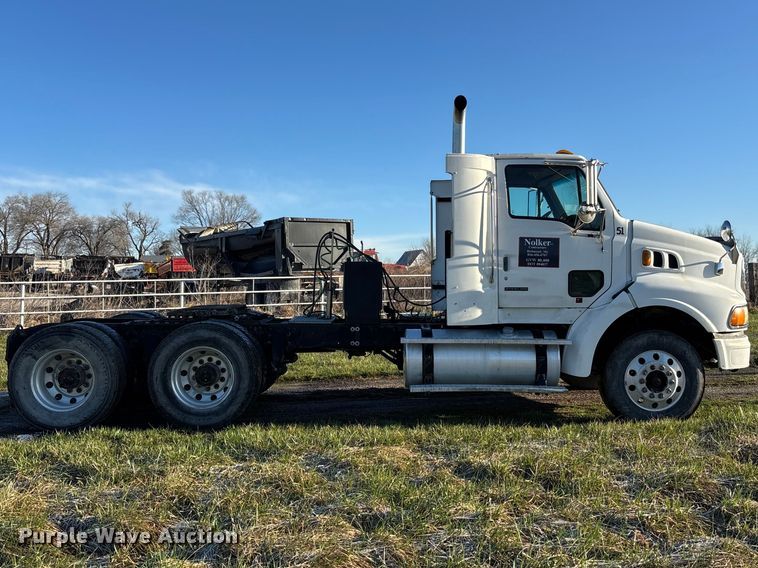image for item FB3579 2005 Sterling A9500  semi truck