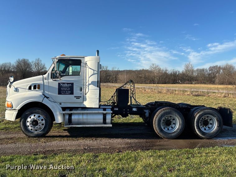 image for item FB3579 2005 Sterling A9500  semi truck