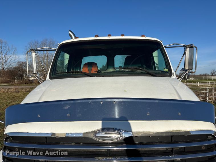 image for item FB3579 2005 Sterling A9500  semi truck