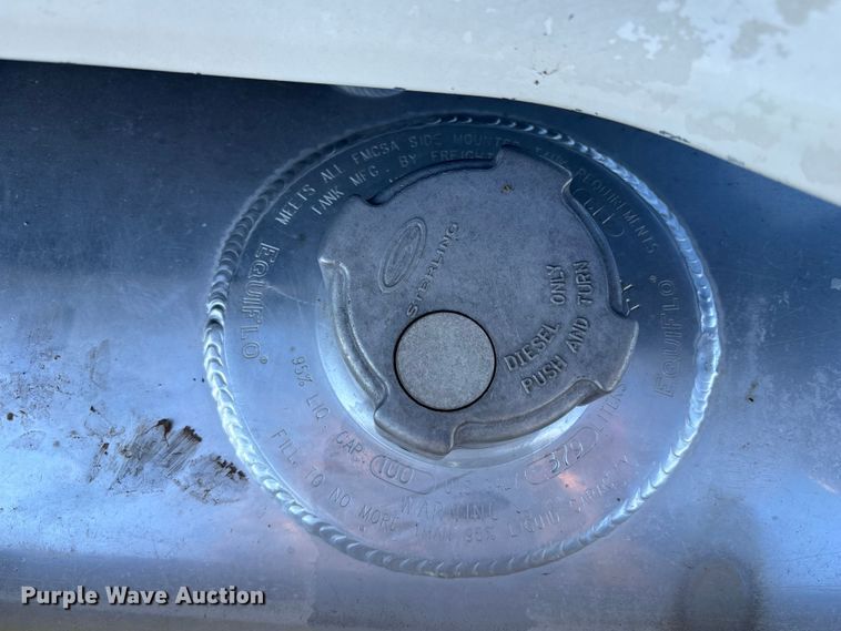 image for item FB3579 2005 Sterling A9500  semi truck